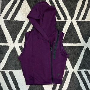 Women’s Nike Zip Up Sweatshirt Vest